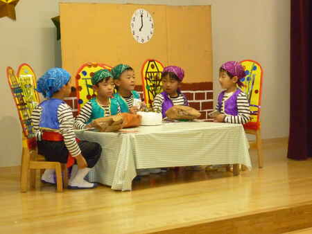 ブレーメンの音楽隊 泥棒 動物 帽子 衣装 子供 発表会 劇 幼稚園 雛